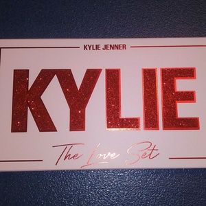 Kylie Cosmetics The Love Set